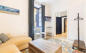 A Studio Apartment In Malta'S Capital Valletta